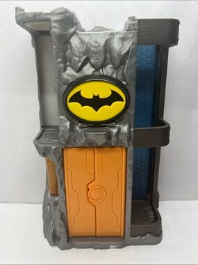 Batman Playset in Gray, Orange, Yellow and Black